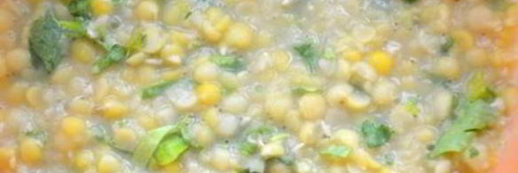 лепешки с горохово-чесночной начинкой