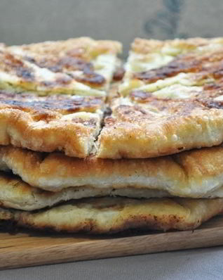 Лепешки с творогом и укропом