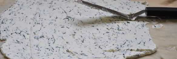 лепешки с творогом и укропом