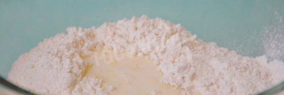 лепешки с зеленым луком и моцареллой