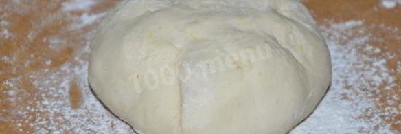 лепешки с зеленым луком и моцареллой