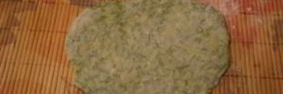 лепешки с зеленью на сковороде