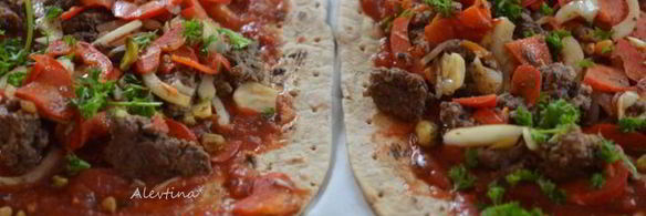 обед на лепешке