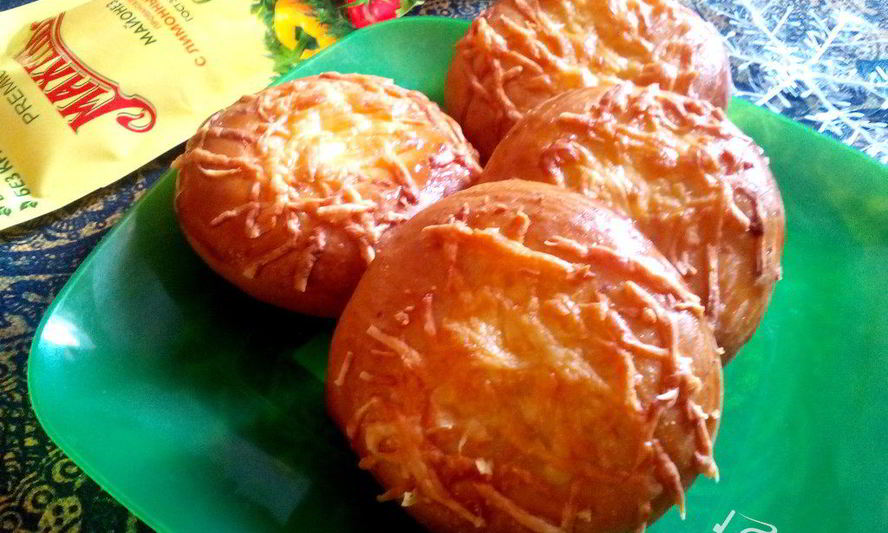 Рецепт сырно-майонезных лепешки