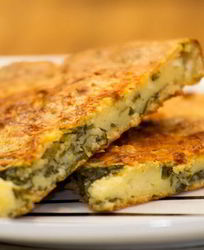 Творожная лепешка с полентой