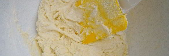 восточная лепешка с базиликовым медом