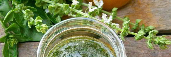 восточная лепешка с базиликовым медом