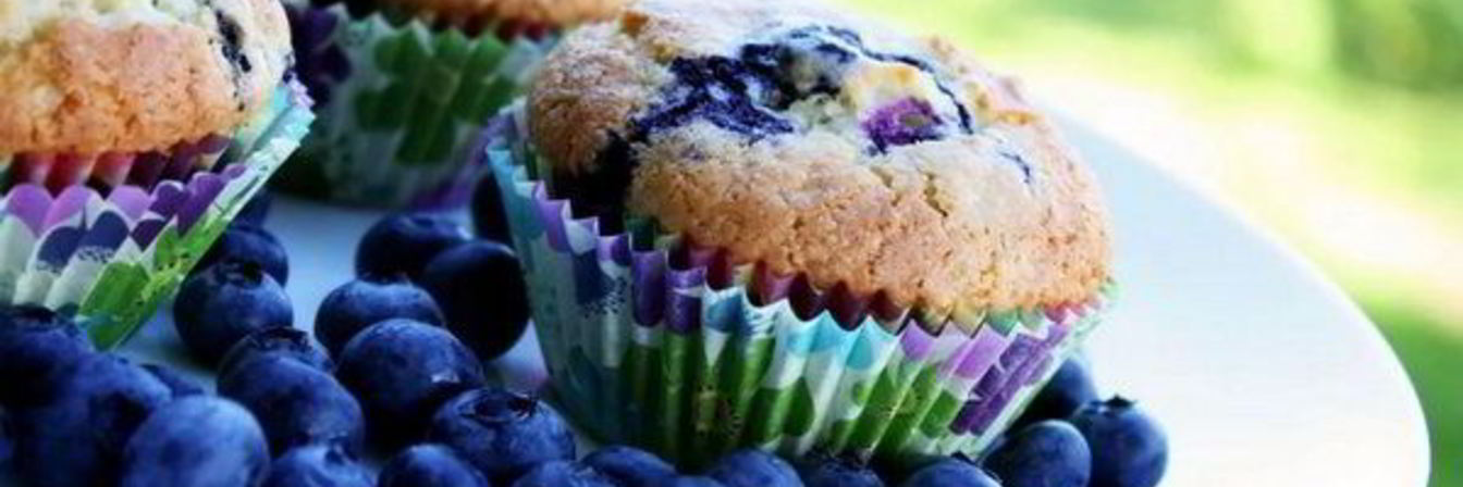 Домашние маффины с черникой