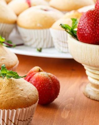 Клубничный маффин