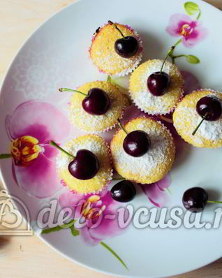 Маффины с черешней