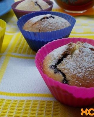 Маффины с черной смородиной