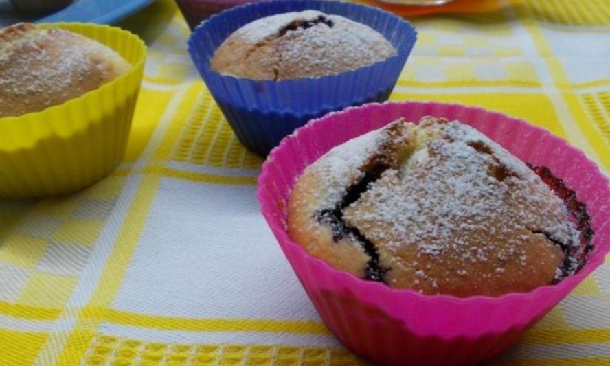 Рецепт маффинов с черной смородиной