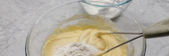 маффины с черной смородиной