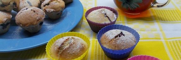 маффины с черной смородиной