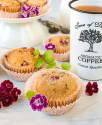 Маффины с клубникой и белым шоколадом