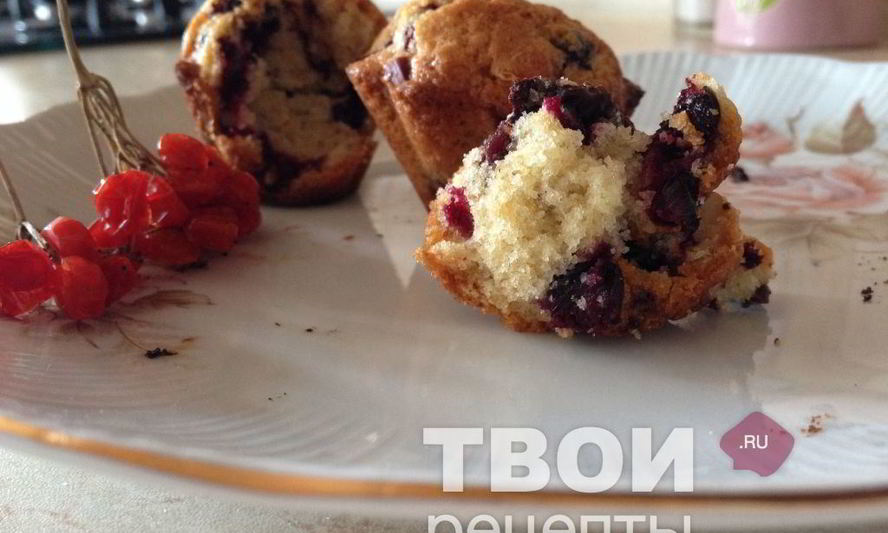 Рецепт маффинов с миндалем и черной смородиной