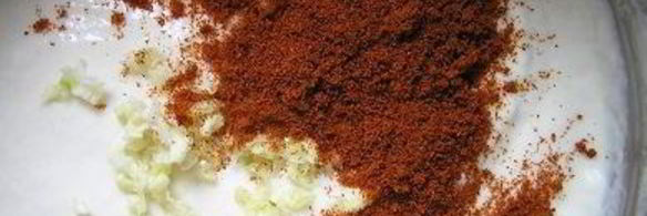 маффины с паприкой и чесноком