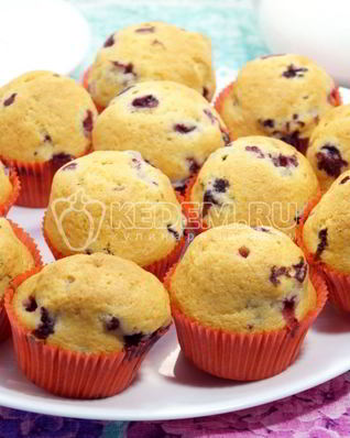 Маффины с ягодой