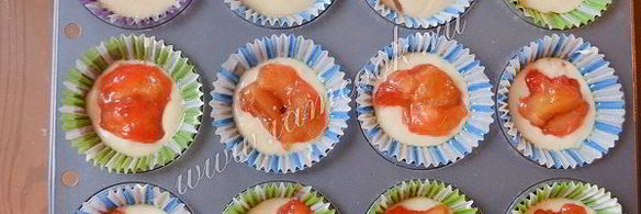 маффины со сливами и корицей