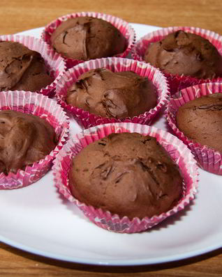 Нежные шоколадные маффины