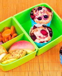 Полезные овсяные маффины с ягодами