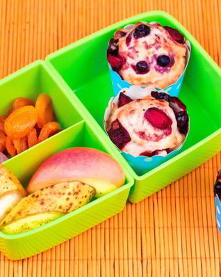 Полезные овсяные маффины с ягодами