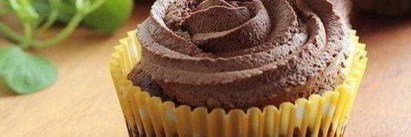 шоколадные маффины с шоколадной шапочкой