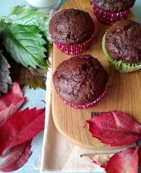 Шоколадные маффины с цукини