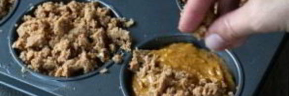 тыквенные маффины с орехами