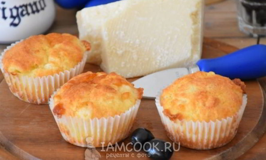 Рецепт закусочных маффинов 3 сыра