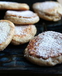 Бабушкины оладьи на кефире с корицей