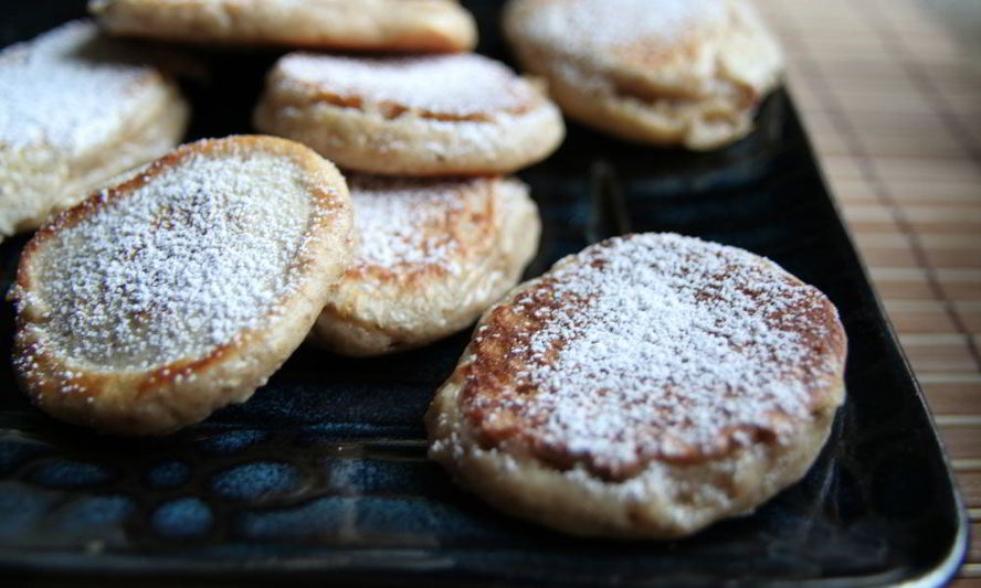 Рецепт бабушкиных оладий на кефире с корицей