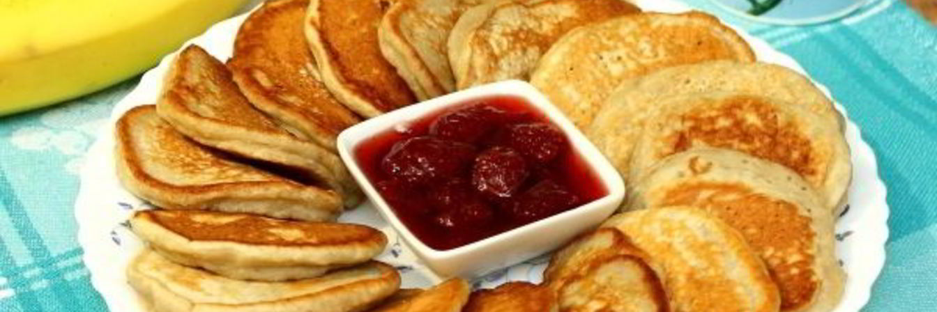 Банановые оладьи на молоке