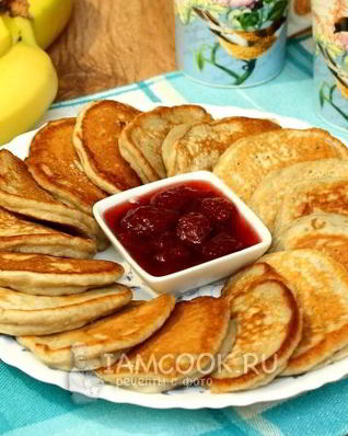 Банановые оладьи на молоке