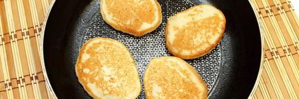 банановые оладьи на молоке