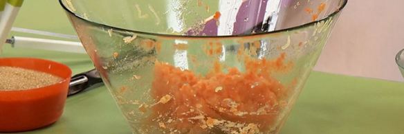 куриные оладушки-грибочки с разноцветным пюре