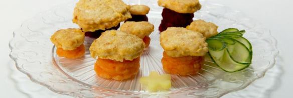 куриные оладушки-грибочки с разноцветным пюре