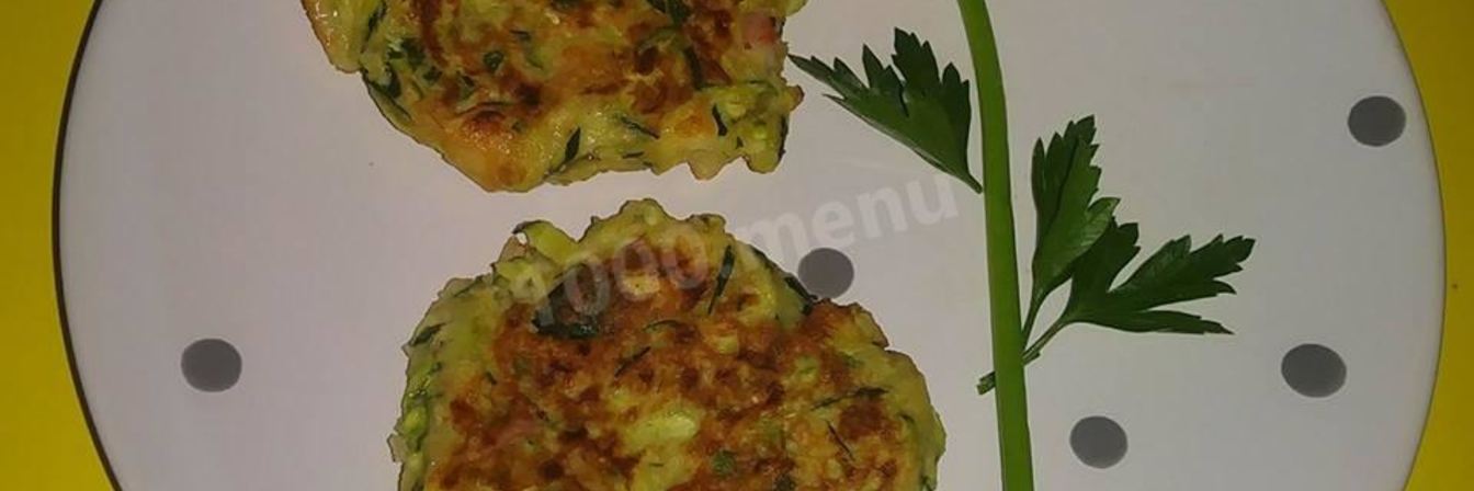 Оладьи из кабачков с сыром и ветчиной