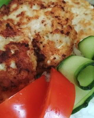 Оладьи из капусты и куриного фарша