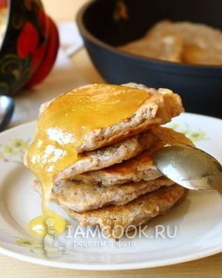 Оладьи из овсяных хлопьев на воде