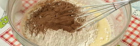 оладьи на кислом молоке с какао