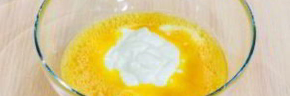 оладьи на сметане с зеленым луком