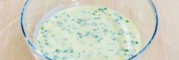 оладьи на сметане с зеленым луком