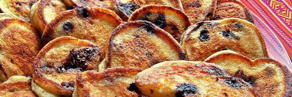 оладьи с шоколадно-ягодной добавкой