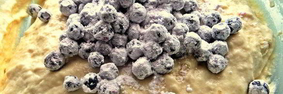 оладьи с шоколадно-ягодной добавкой