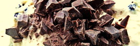 оладьи с шоколадно-ягодной добавкой