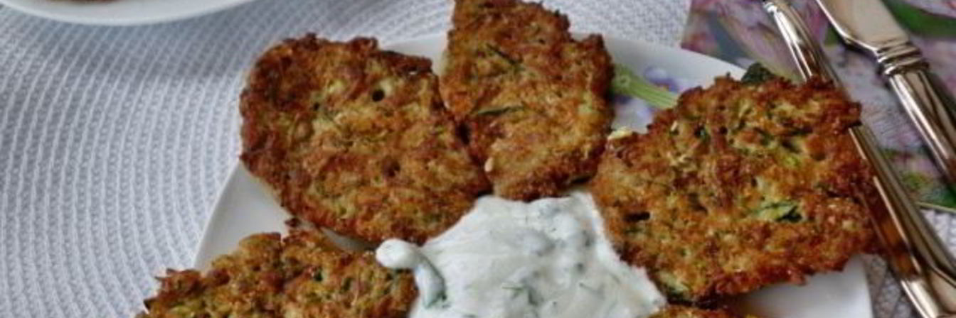 Овощные оладьи с грибами, капустой и кабачками