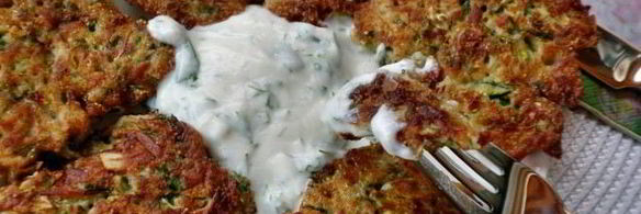 овощные оладьи с грибами, капустой и кабачками