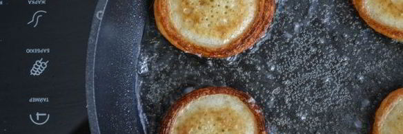 пышные оладьи на кефире и дрожжах