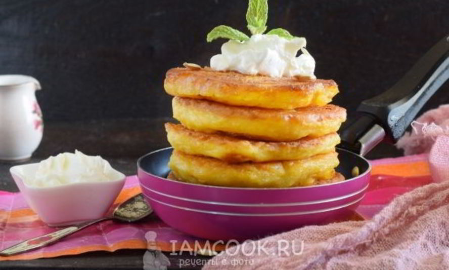 Рецепт пышных оладий с тыквой на кефире